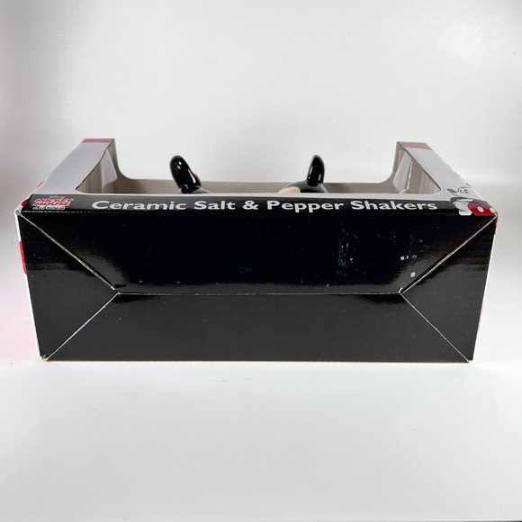 Disney Kissing Mickey Minnie Mouse Ceramic Salt Pepper Shakers Set of 2 - Picture 9 of 14